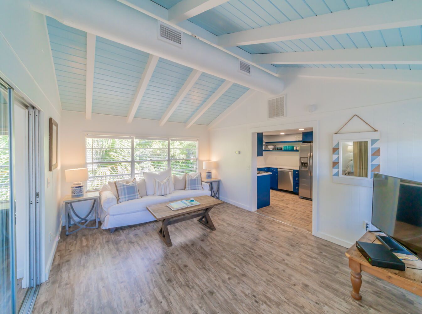 "Cole Bin" | 5-Minutes to the Beach | Dog-Friendly | Grayton Beach Florida