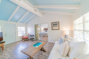 3 chambres, fer et planche à repasser, accès au Wi-Fi (inclus)