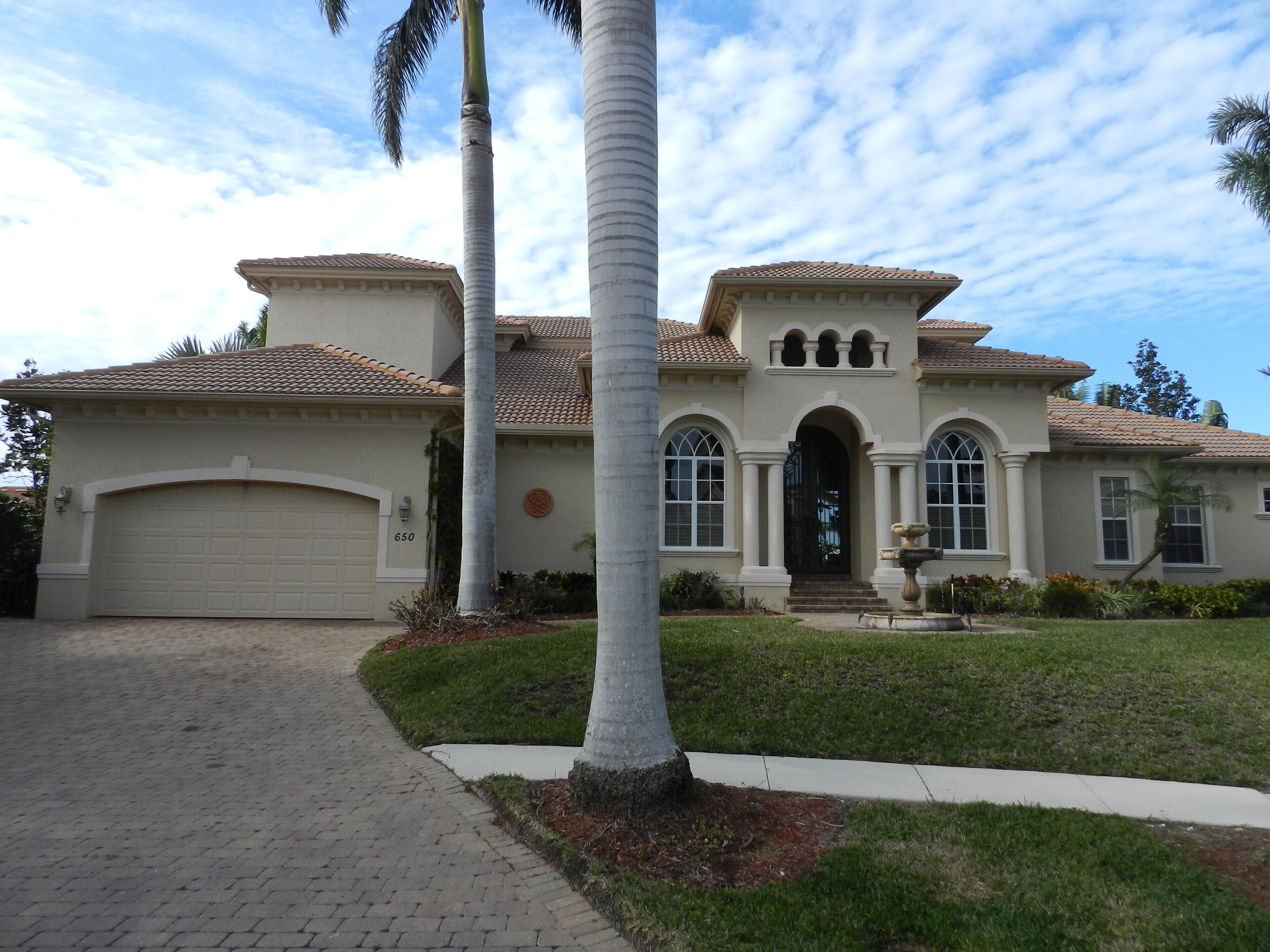 Luxury, 5 Bdrm, 6 Bath, Walk To Tigertail Beach, Pool/Hot Tub,