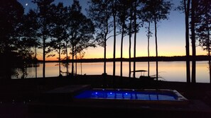 Property grounds - Wine Down: Your Southern-Style Waterfront Getaway on Lake Anna's Private Side (bumpass)