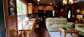  3 miles to Jack Daniels Distillery, 5 miles to Lost Creek Boat ramp