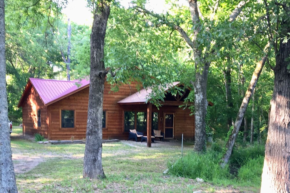 One of the Best You’ll Find! Peace & Quiet - Comfort & Charm;