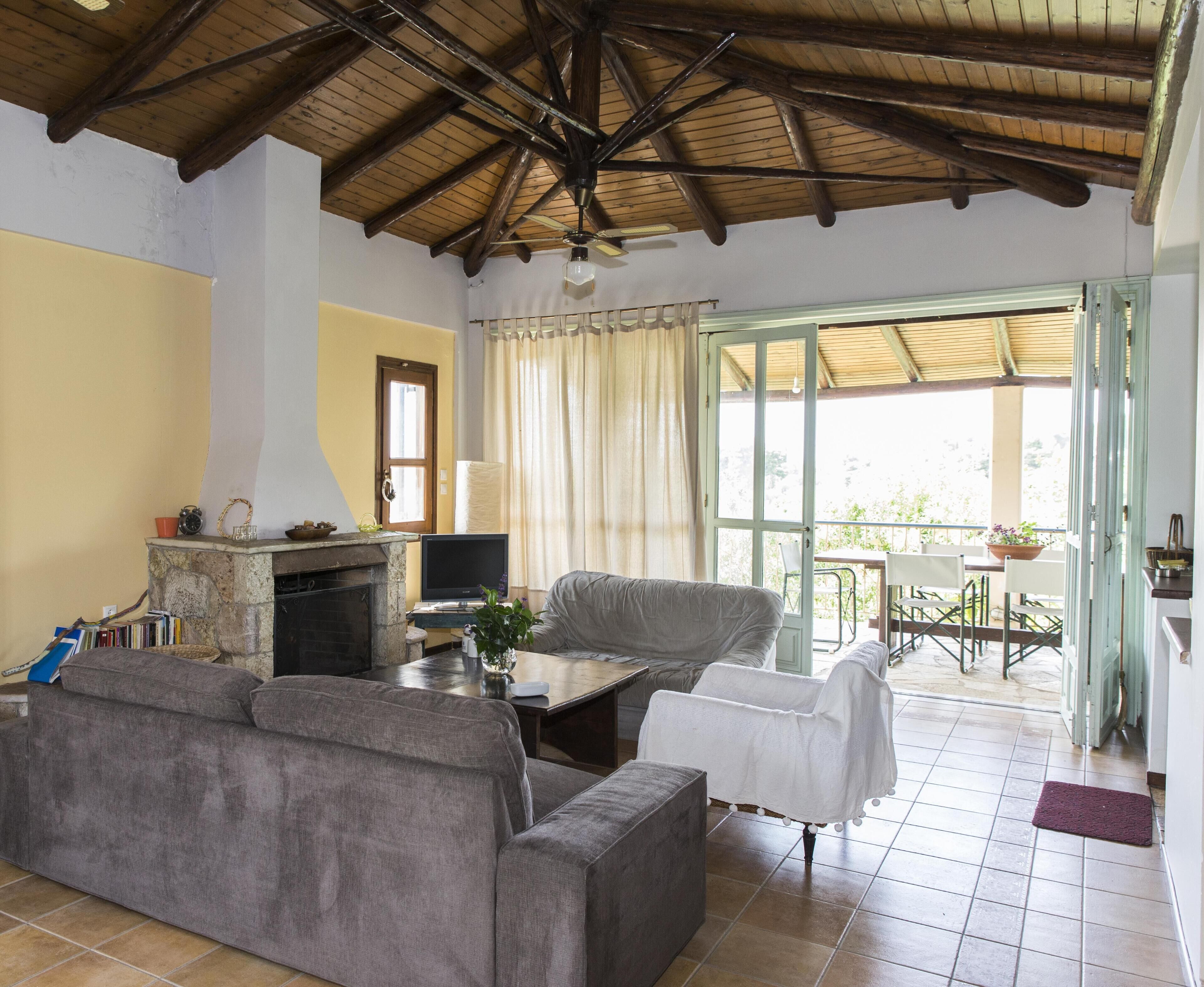 Entire house with amazing view near Olympia