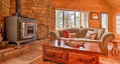 Fire Pit + Stunning Views ~ 2BD 1 BTH Mountain Cabin - Quiet, Dead End Lane