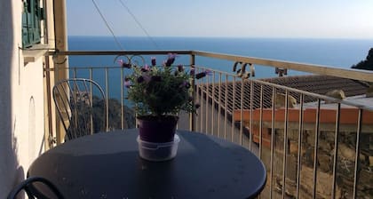 Snow White's Sea View over the 5 Lands