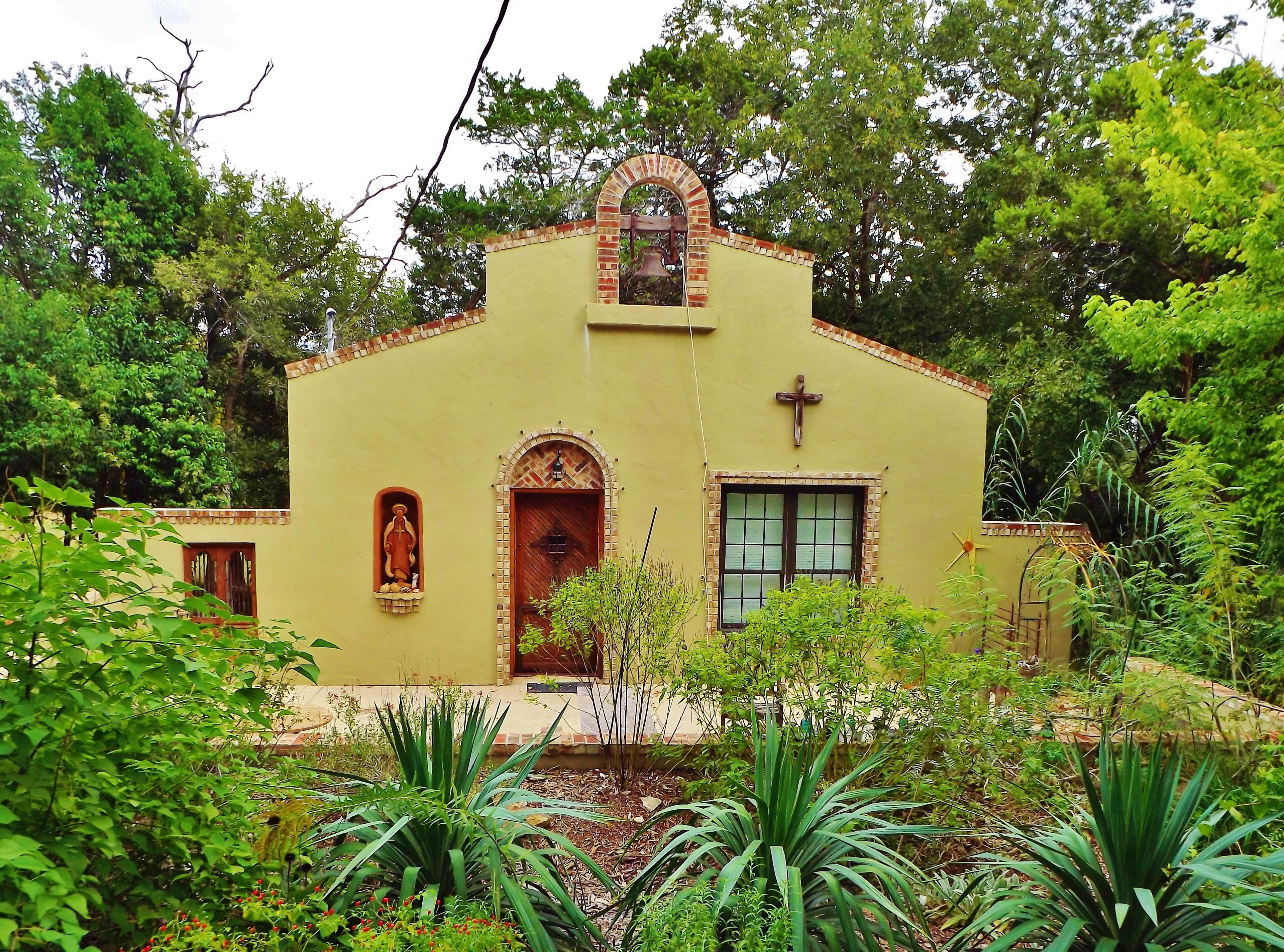 The Mission - Artfully-Crafted Home in Kerrville's Most Eclectic Neighborhood