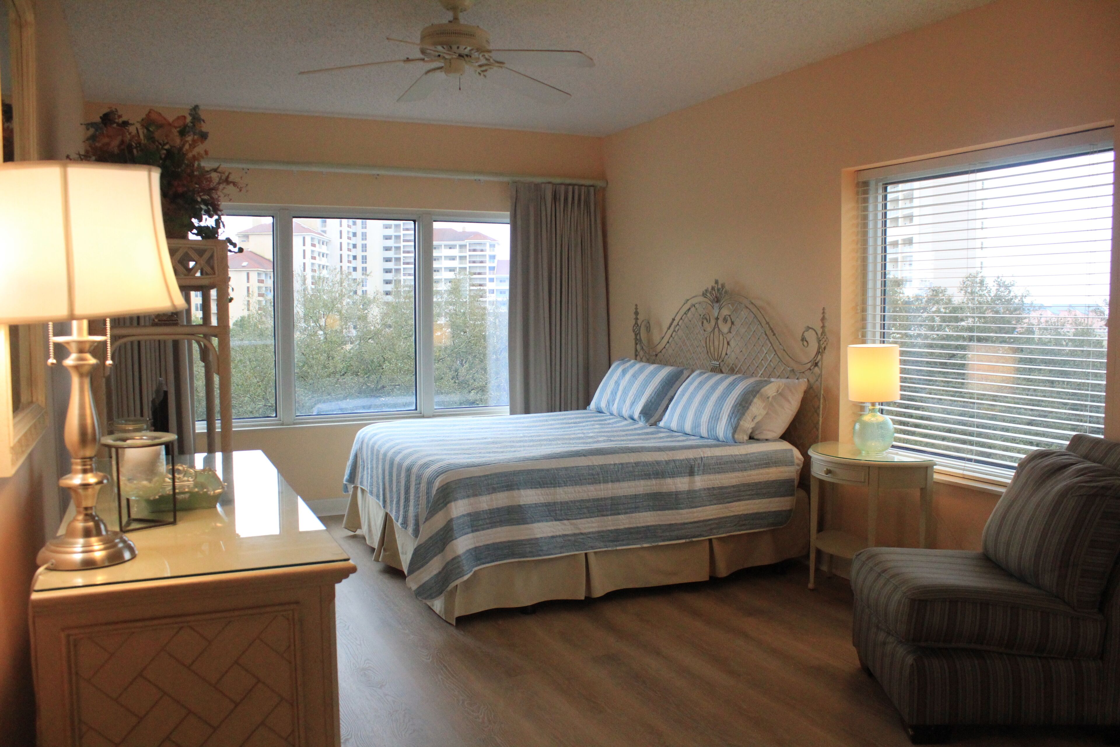 2BR-2BA Summit at Topsl - Private Beach, and Pool! 