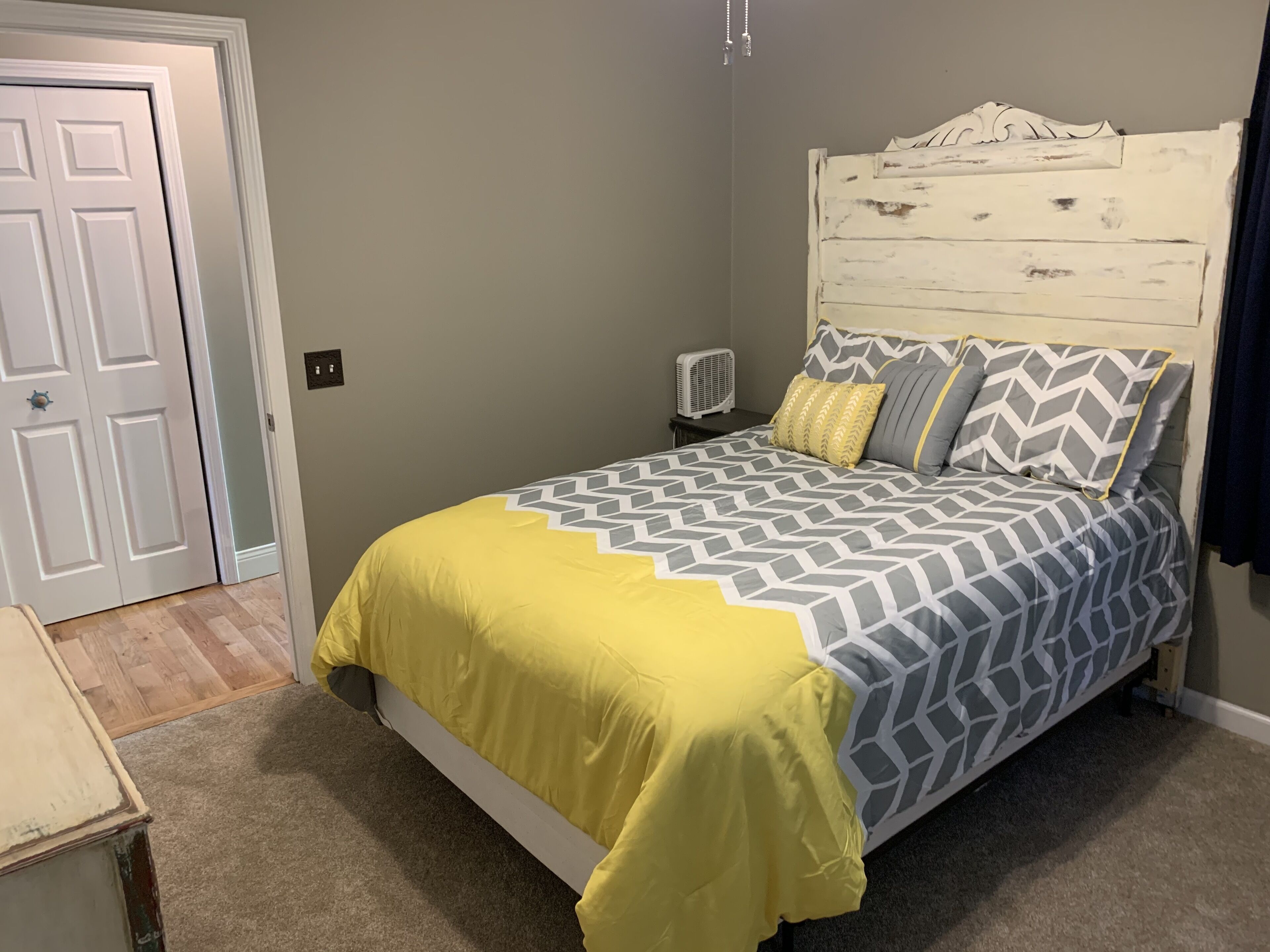 "Lake Life" Beautiful House On Smith Lake in Double Springs, 4BR, 2BA, Loft Area