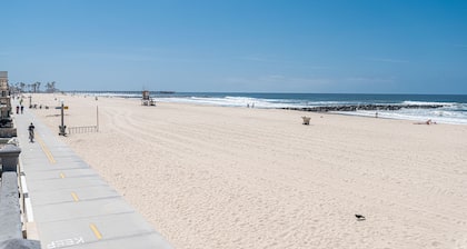 Beautiful Upstairs Oceanfront Home | Rooftop Deck | Cool, Coastal Interior | Split Level Unit
