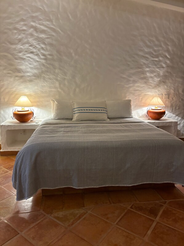 3 habitaciones, tabla de planchar con plancha y wifi gratis 