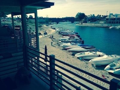 Kings View Spectacular Beachfront ! 15 ft from the Water #101