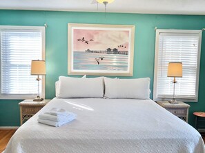5 bedrooms, iron/ironing board, WiFi, bed sheets