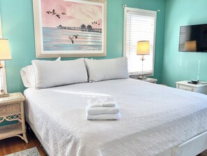 5 bedrooms, iron/ironing board, WiFi, bed sheets