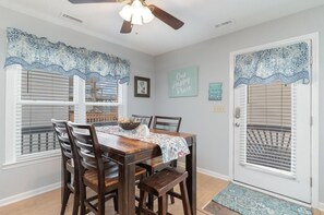 Dining - 🌞🌞 NEW, DISCOUNTED SUMMER WEEKS- LIMITED TIME* OCEANVIEW*2 GOLF CARTS*LINENS🌊 (Myrtle Beach)
