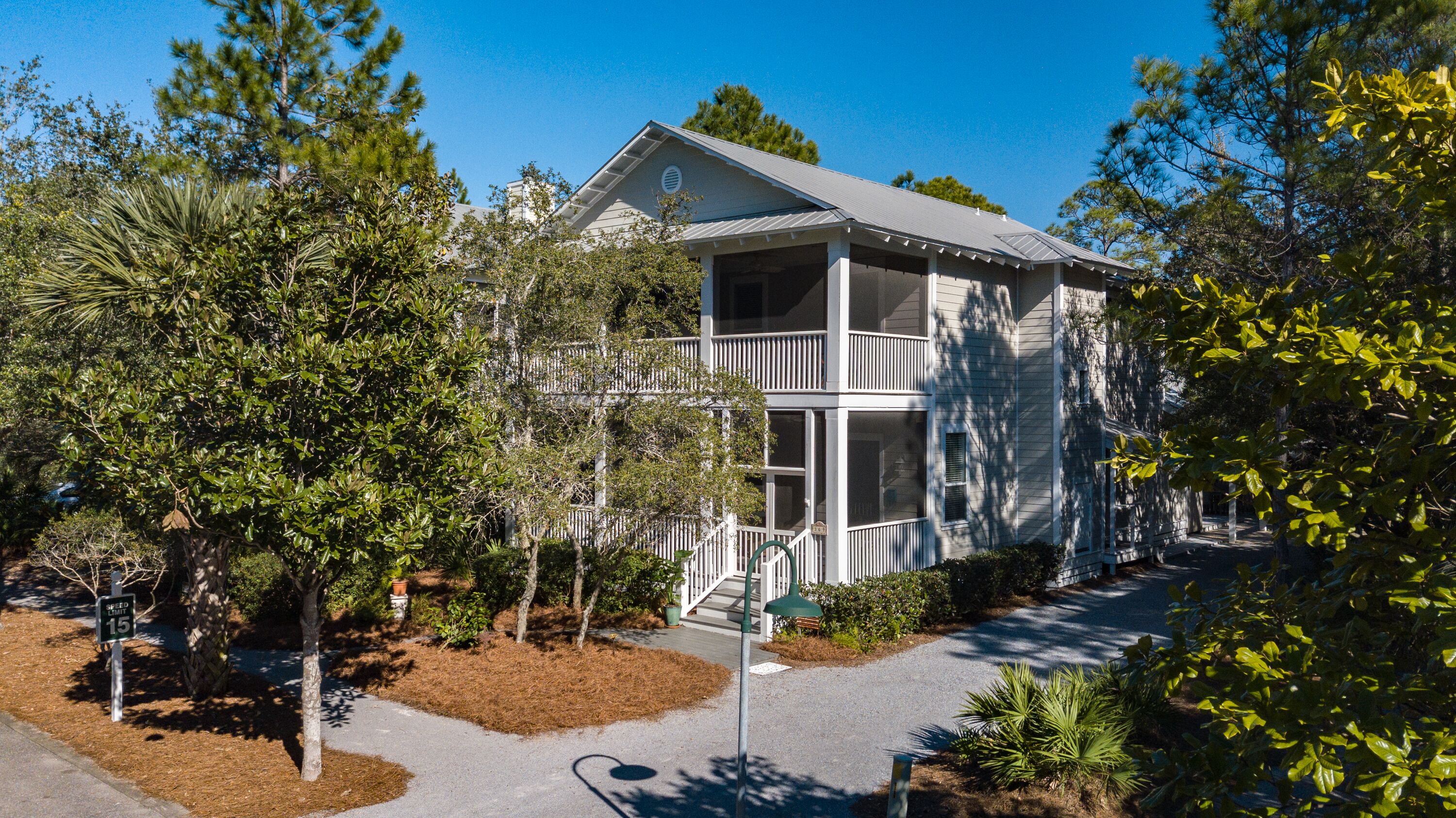 Seagrove's 'Heavenly Sunshine' Custom 4BR House, Sleeps 10 Family Friendly!
