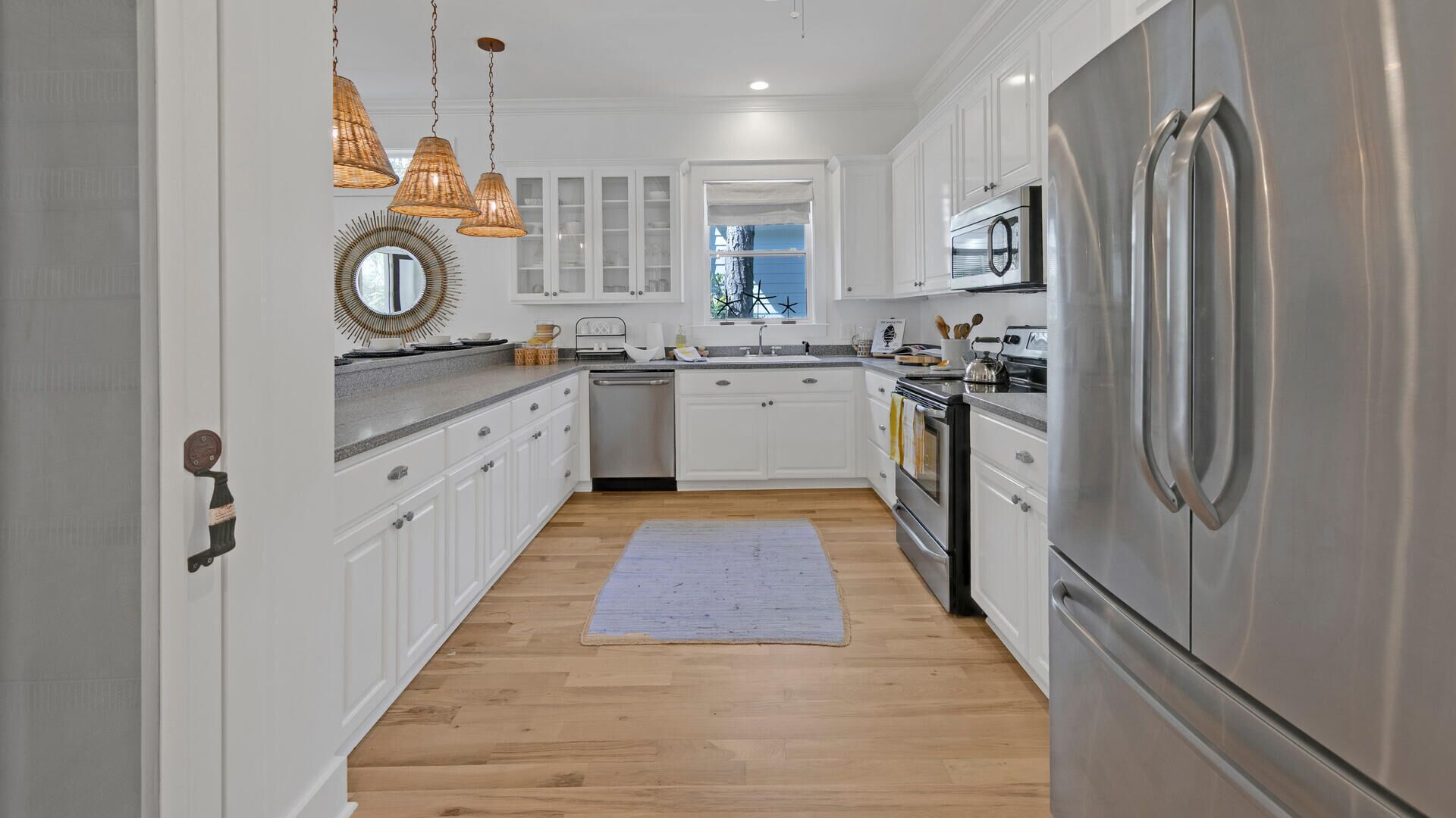 Seagrove's 'Heavenly Sunshine' Custom 4BR House, Sleeps 10 Family Friendly!