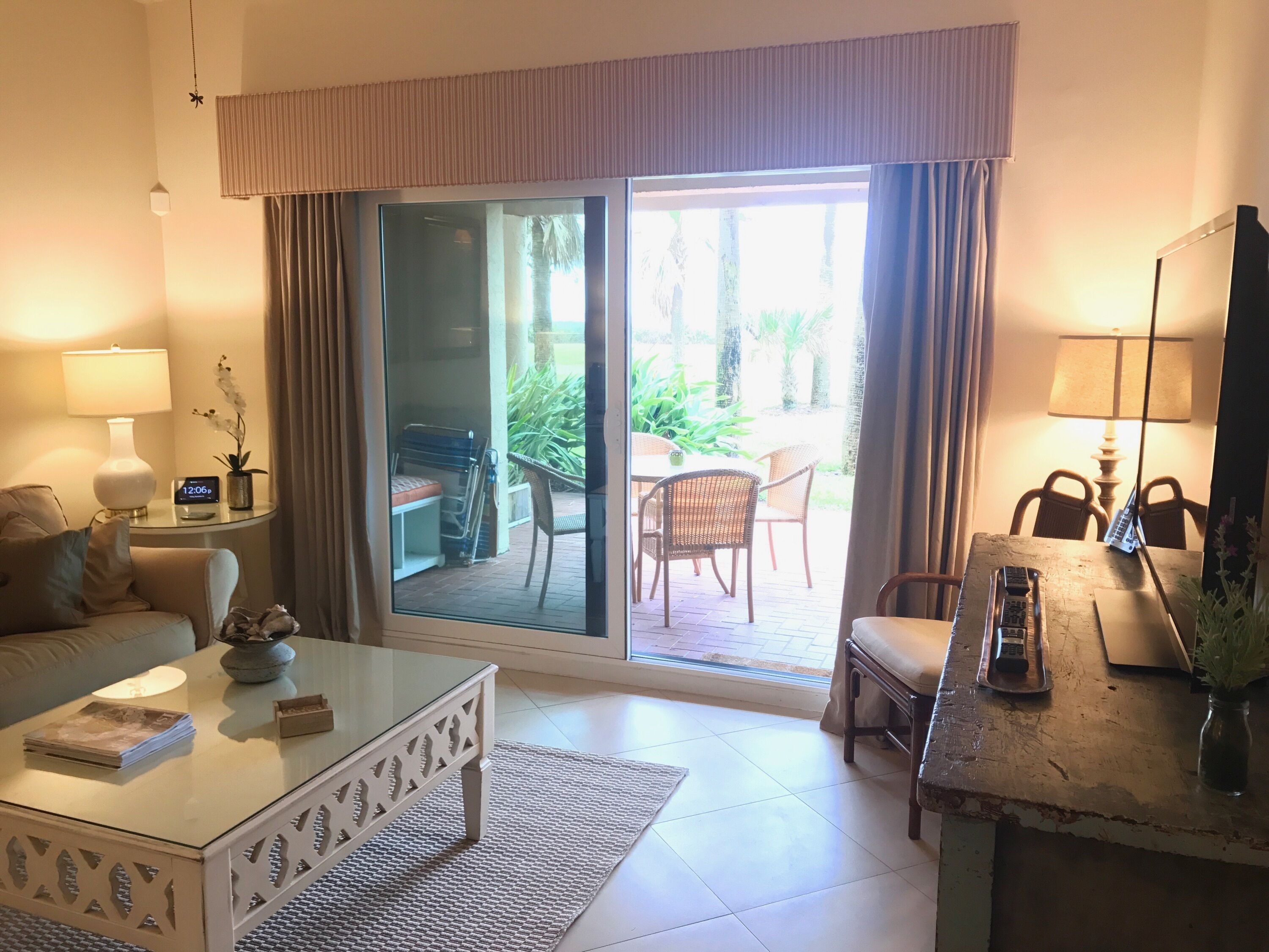 STUNNING VIEWS! BEACHFRONT VRBO AMELIA ISLAND LISTING <br><br>***SEA TURTLE COTTAGE***