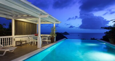 Bliss at Cap-- fabulous views!