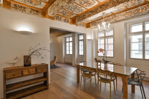 18th CENTURY BAROQUE RESIDENCE