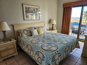 2 soverom, strykejern/-brett, wi-fi og sengetøy