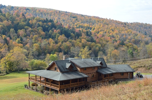 Bear Trail Lodge  - Potter County Vacation Home