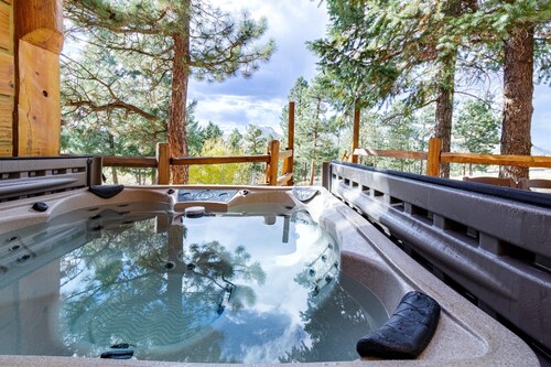 Pikes Peak Ranch - Angler's Cove Cabin