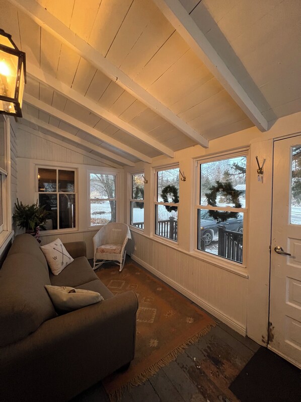 TV connectée, lecteur de DVD, vidéothèque, chaîne hi-fi