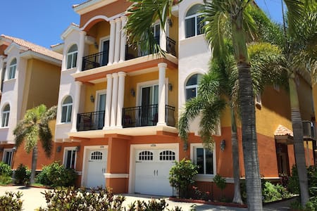 Private vacation home Rental