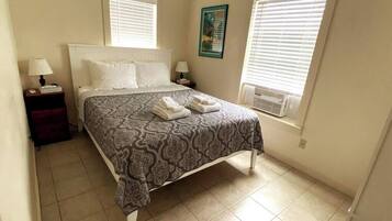 2 bedrooms, WiFi, bed sheets