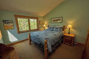 5 bedrooms, iron/ironing board, travel cot, WiFi