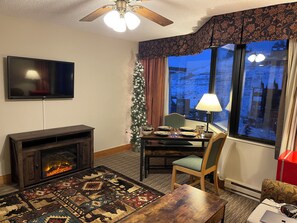 TV, peis og stereoanlegg