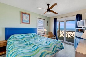 4 bedrooms, iron/ironing board, free WiFi - As Close As You Can Get! Oceanfront Panoramic Views (Nags Head)