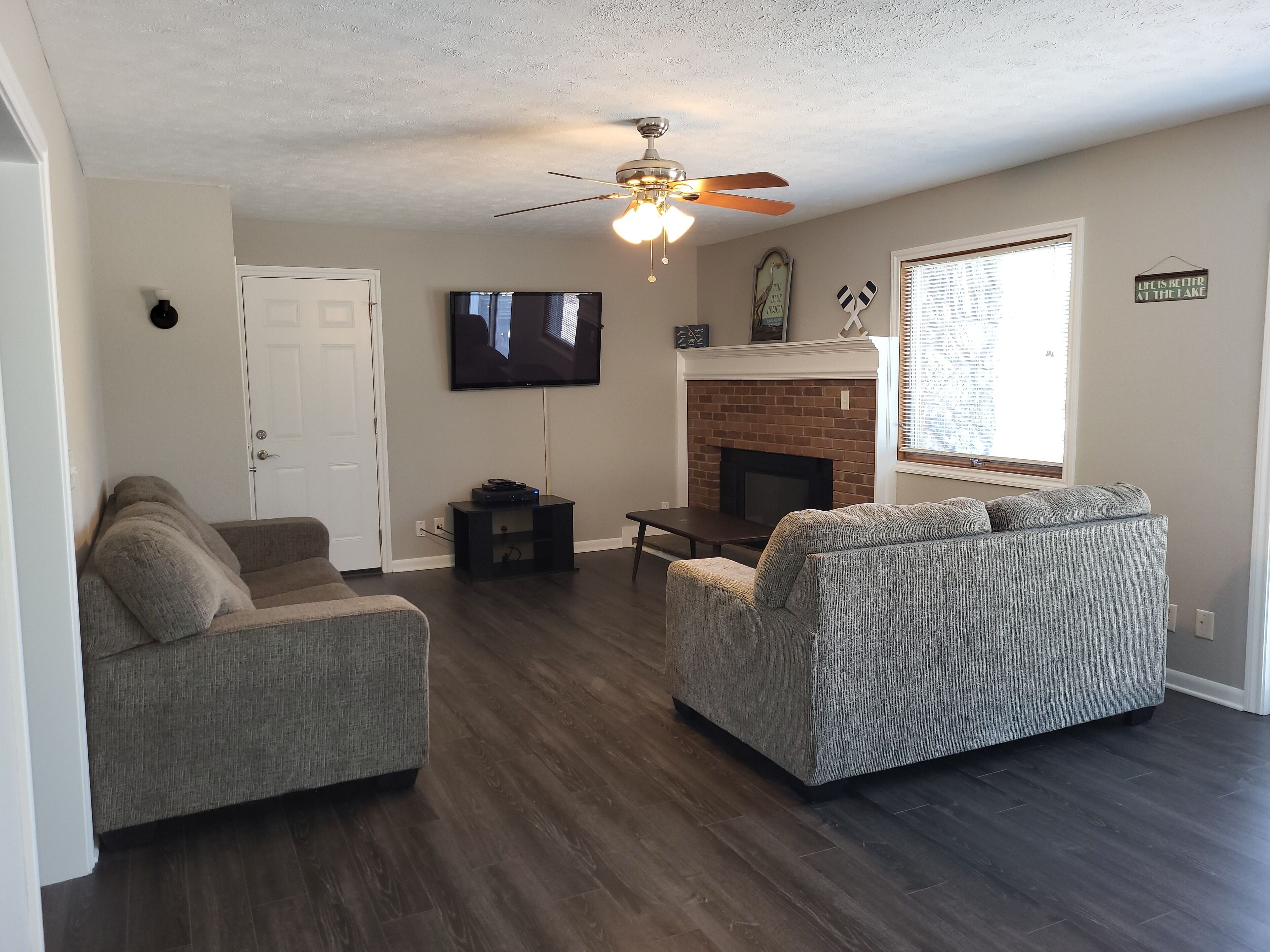 88 Feet of Wawasee Channel Frontage