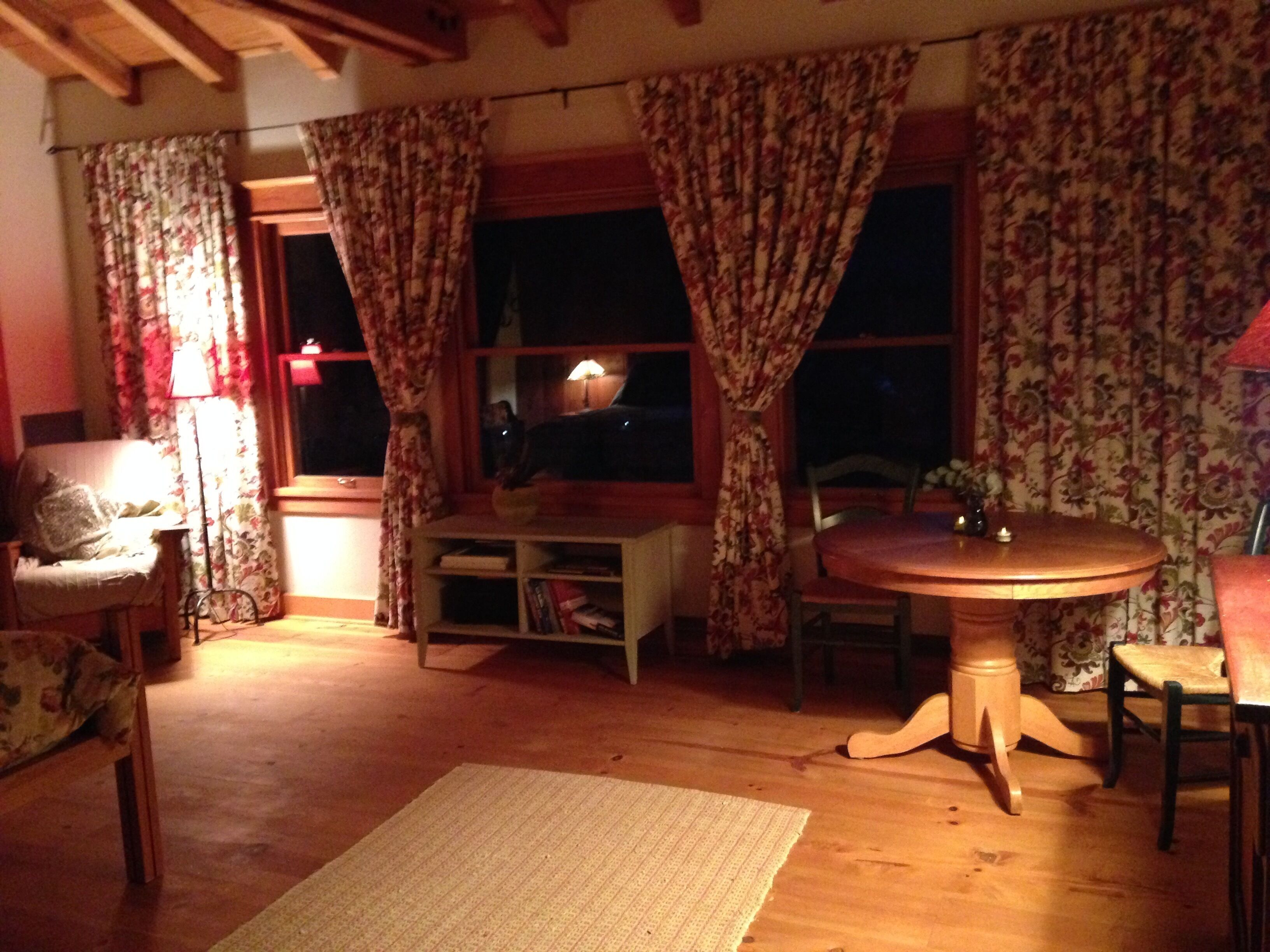 Lovers’ Cabin; Gateway to Yosemite National Park and more!