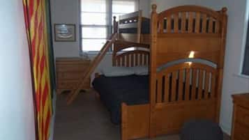 4 bedrooms, iron/ironing board, travel cot, WiFi