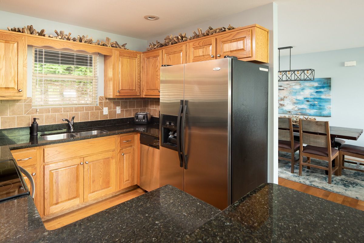 'Happyhour', Norris Lake, Cov Dock w/slide, by Deerfield, Lg Fire Pit, sleeps 30