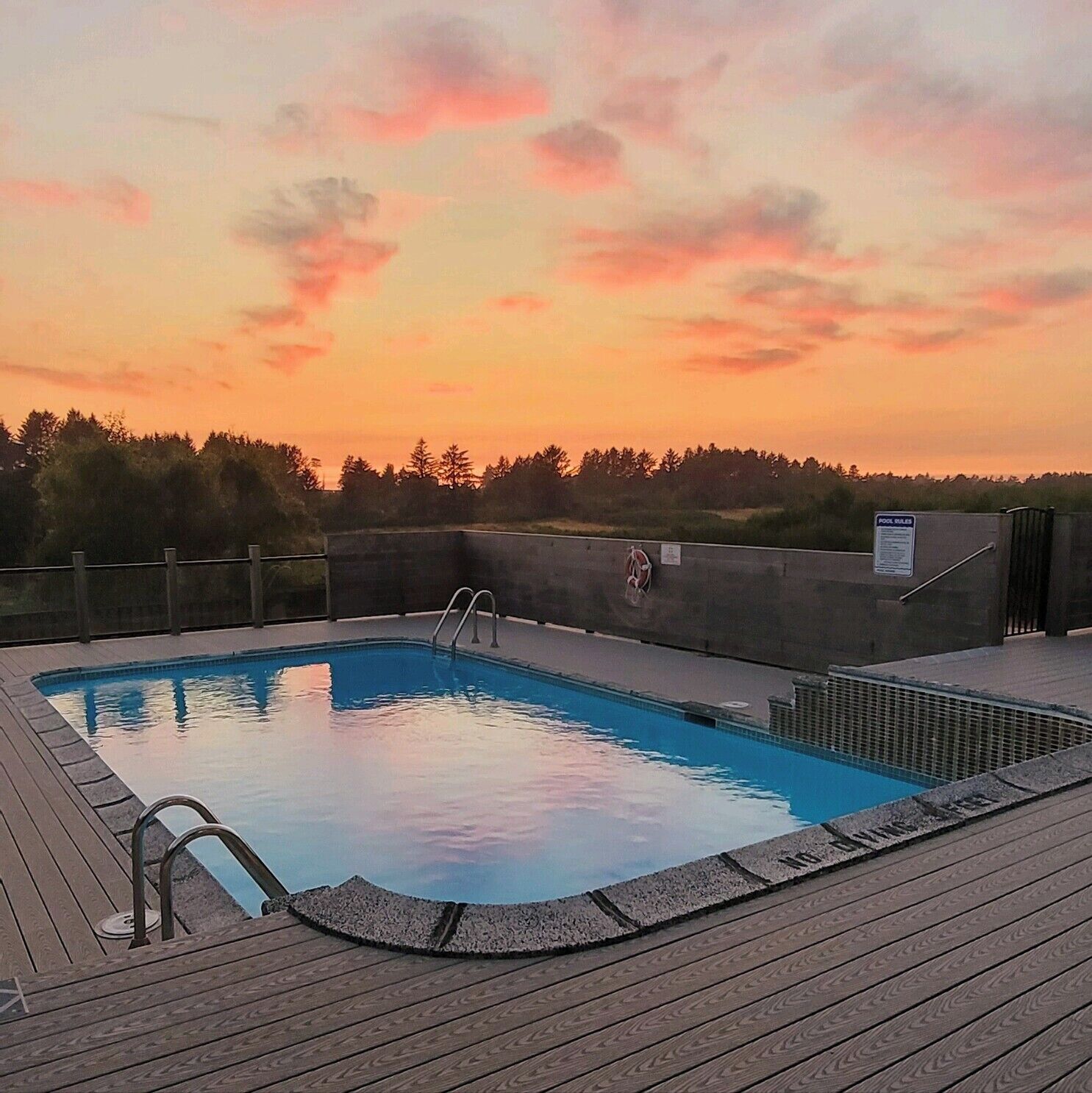 Piscine extérieure, piscine chauffée