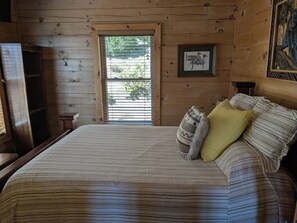 4 bedrooms, desk, iron/ironing board, travel cot - BREATHTAKING VIEWS @ 3,850 FEET, 4.2 ACRES GATED PRIVACY, 100 CONSECUTIVE 5-STAR (sapphire)