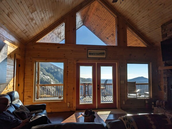 Smart TV, fireplace, video games, DVD player