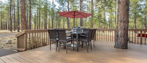 تناول الطعام بالخارج