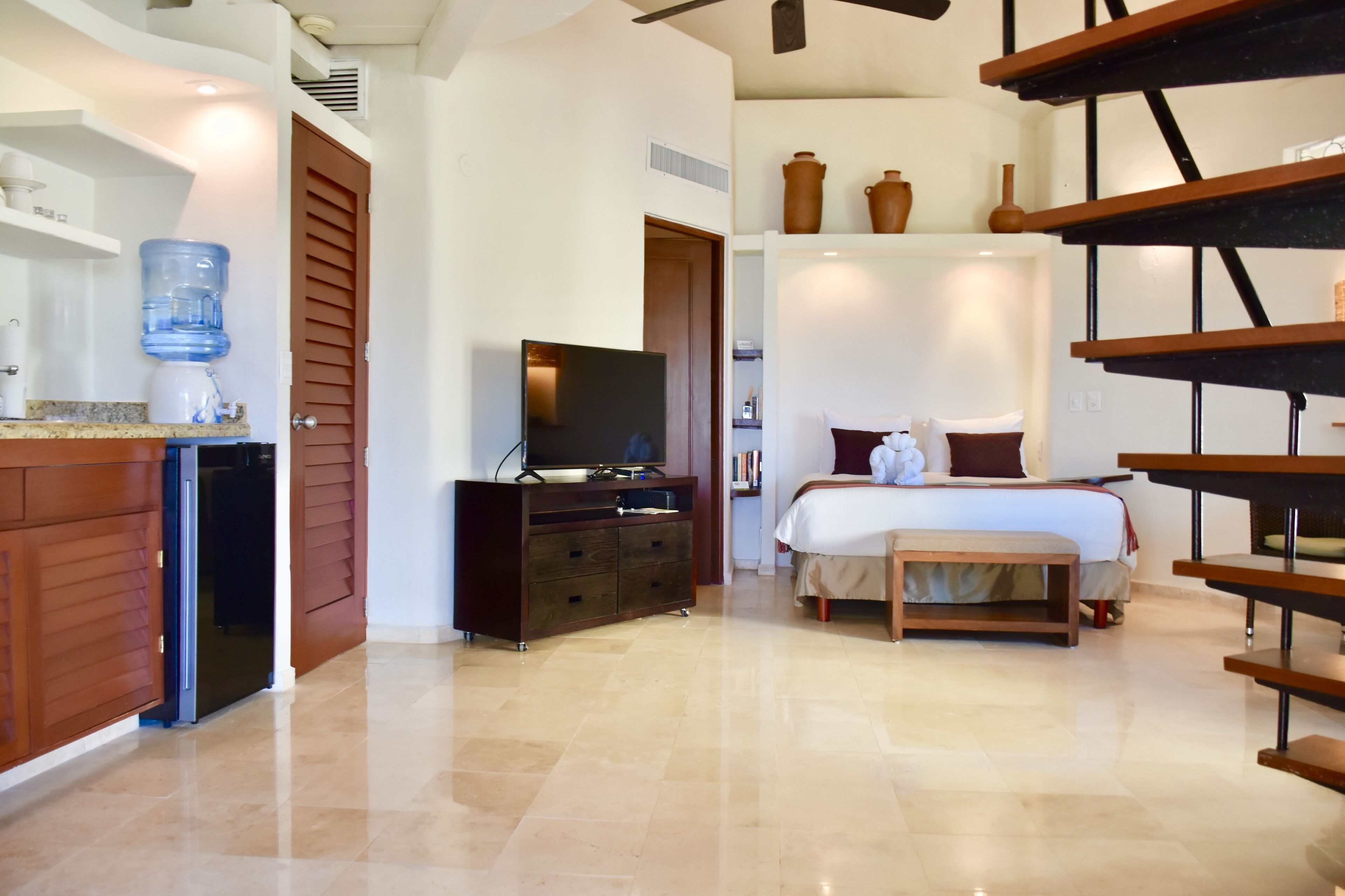 Amazing Ocean Front studio. 312