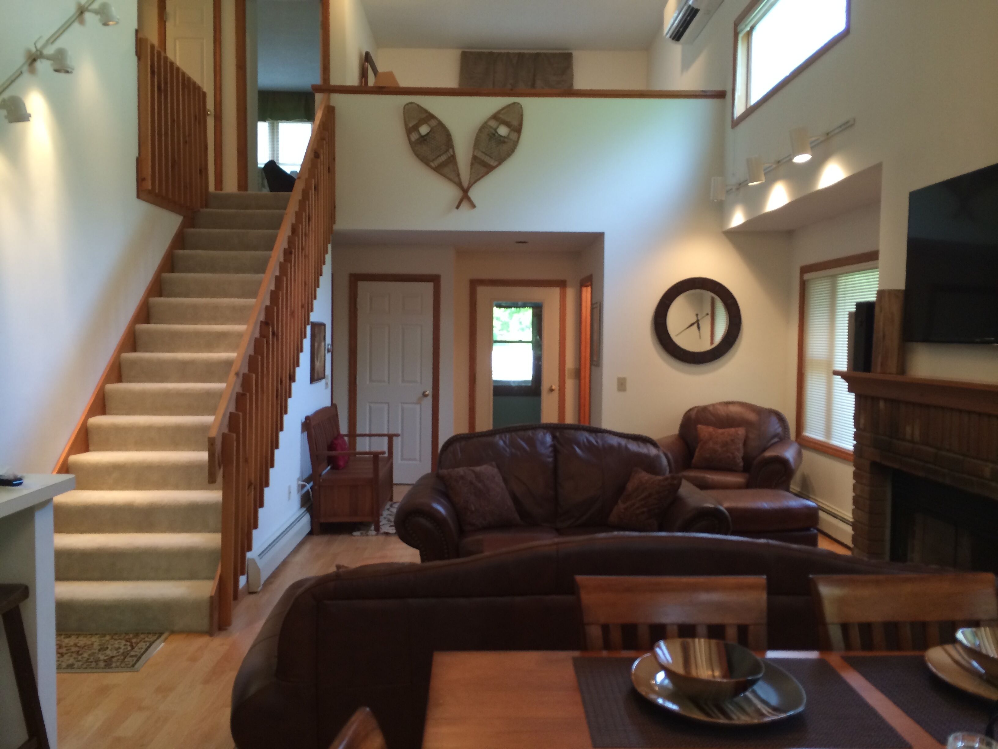 Welcome To The Great Life At Forest Ridge Beautiful 4+ Bdrm, 3.5 Bath