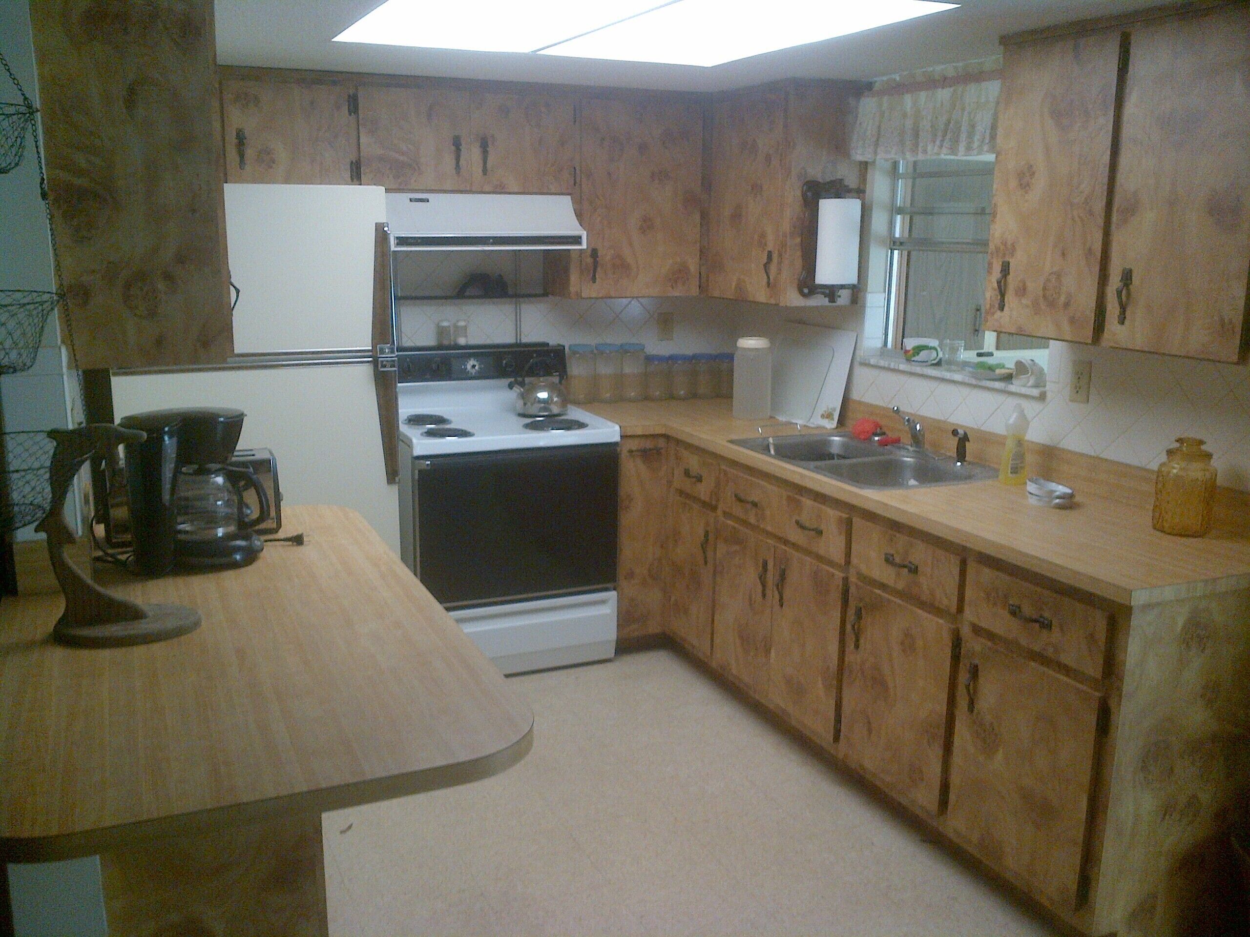 Away from the Crowds, Secluded Country-Style Home in Crystal River