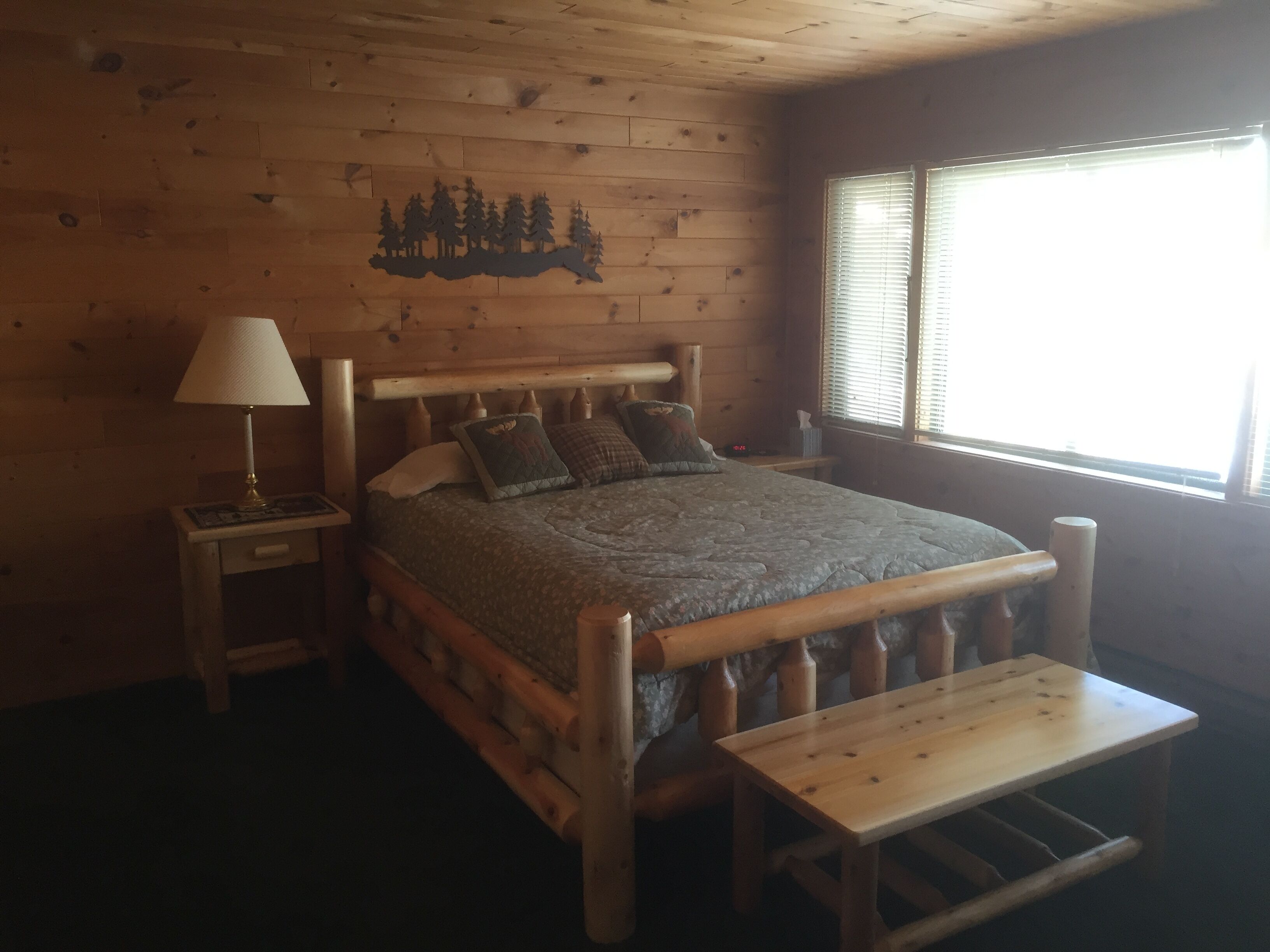 Historic Westhaven Lodge on Lake Vermilion - Since 1935