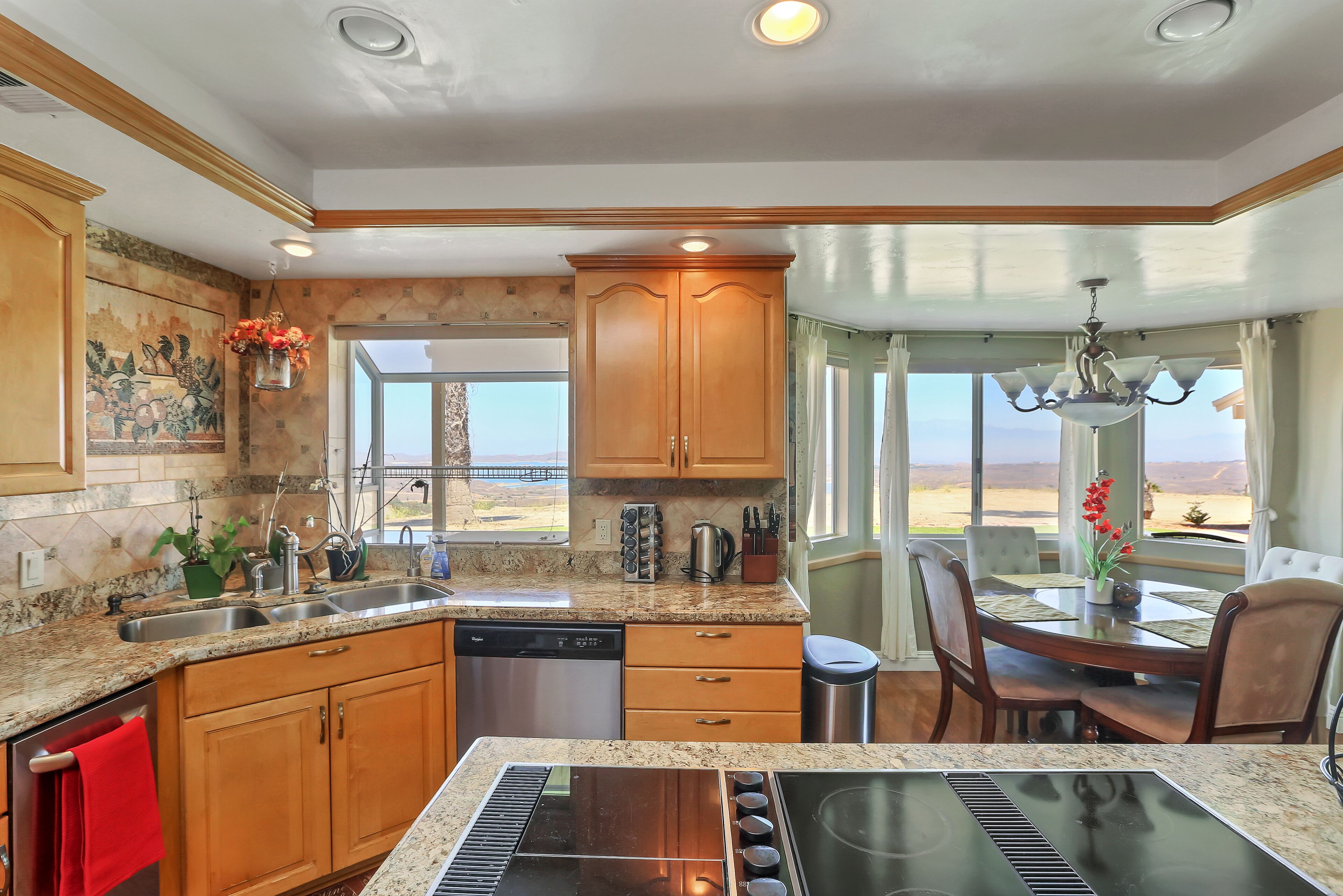 Highest reviewed property in the area - best view of  your life!