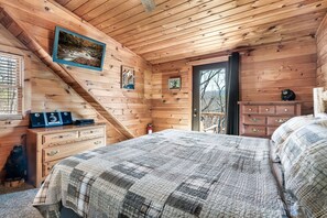 2 makuuhuonetta, silitysrauta/-lauta, ilmainen Wi-Fi, vuodevaatteet