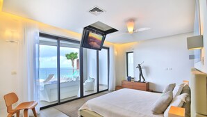 3 多间卧室、客房内保险箱、熨斗/熨衣板、免费 WiFi