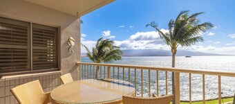 Oceanfront View - Tranquil & Beautifully Upgraded 2 bedroom 2 bath - MK 317