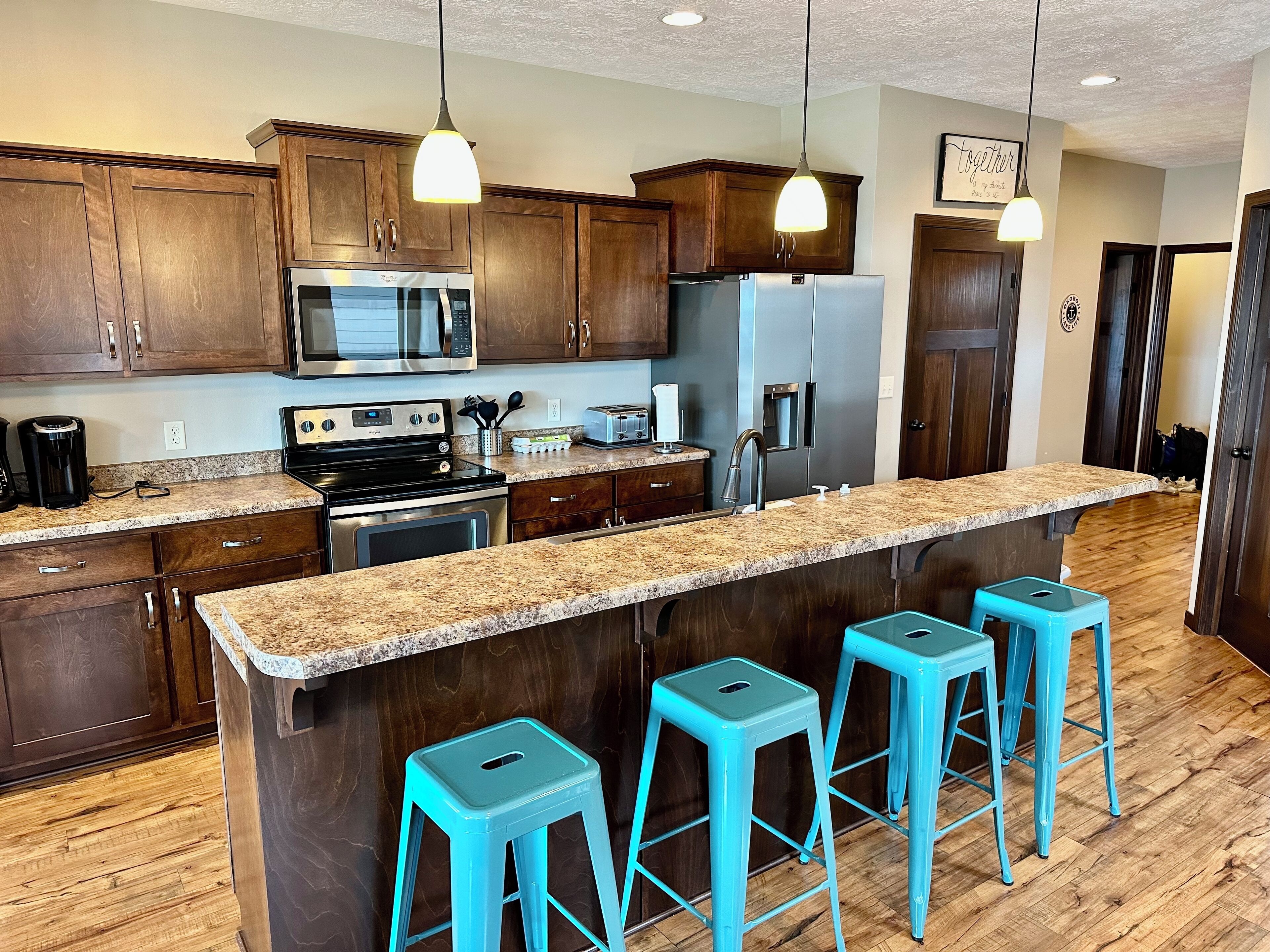 Huge, Clean, Beautiful New House at Bridges Bay Okoboji Resort! TONS of space!