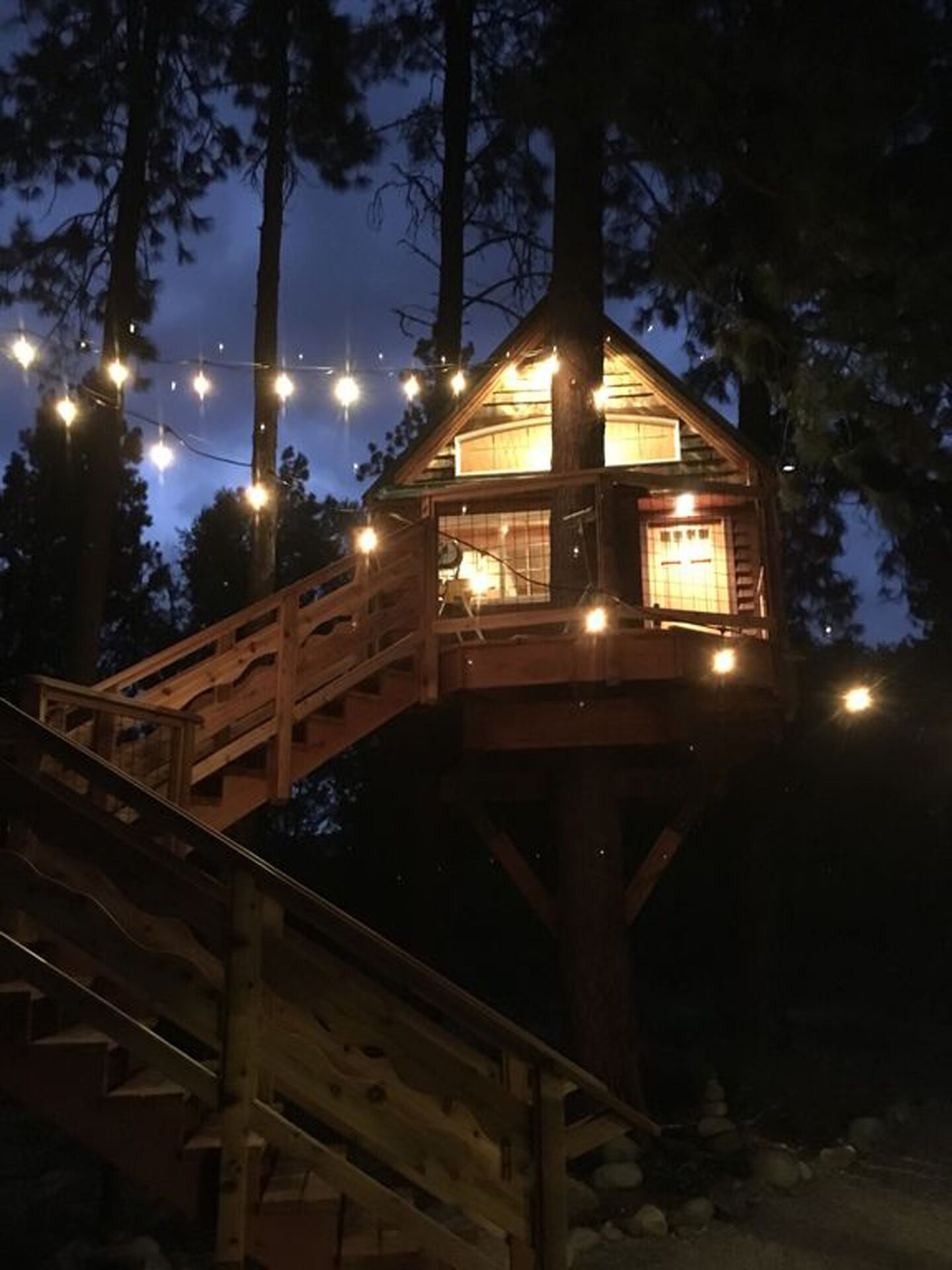 Cottage & Treehouse on 20 acre Yakima Riverfront property